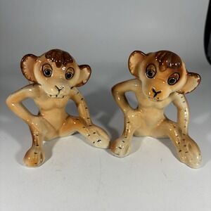 VINTAGE ROYAL JAPAN‎ MONKEY SALT & PEPPER SHAKERS HAND PAINTED Kitschy